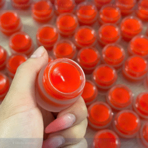 Gia Công Son Dưỡng Môi